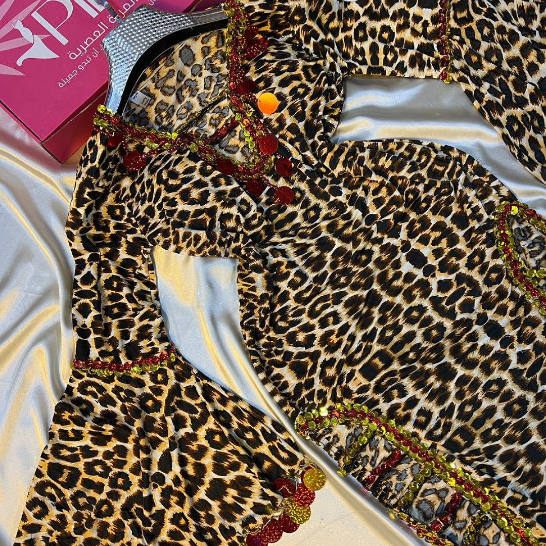 فستان رقص شرقي بطبعة ليوبارد