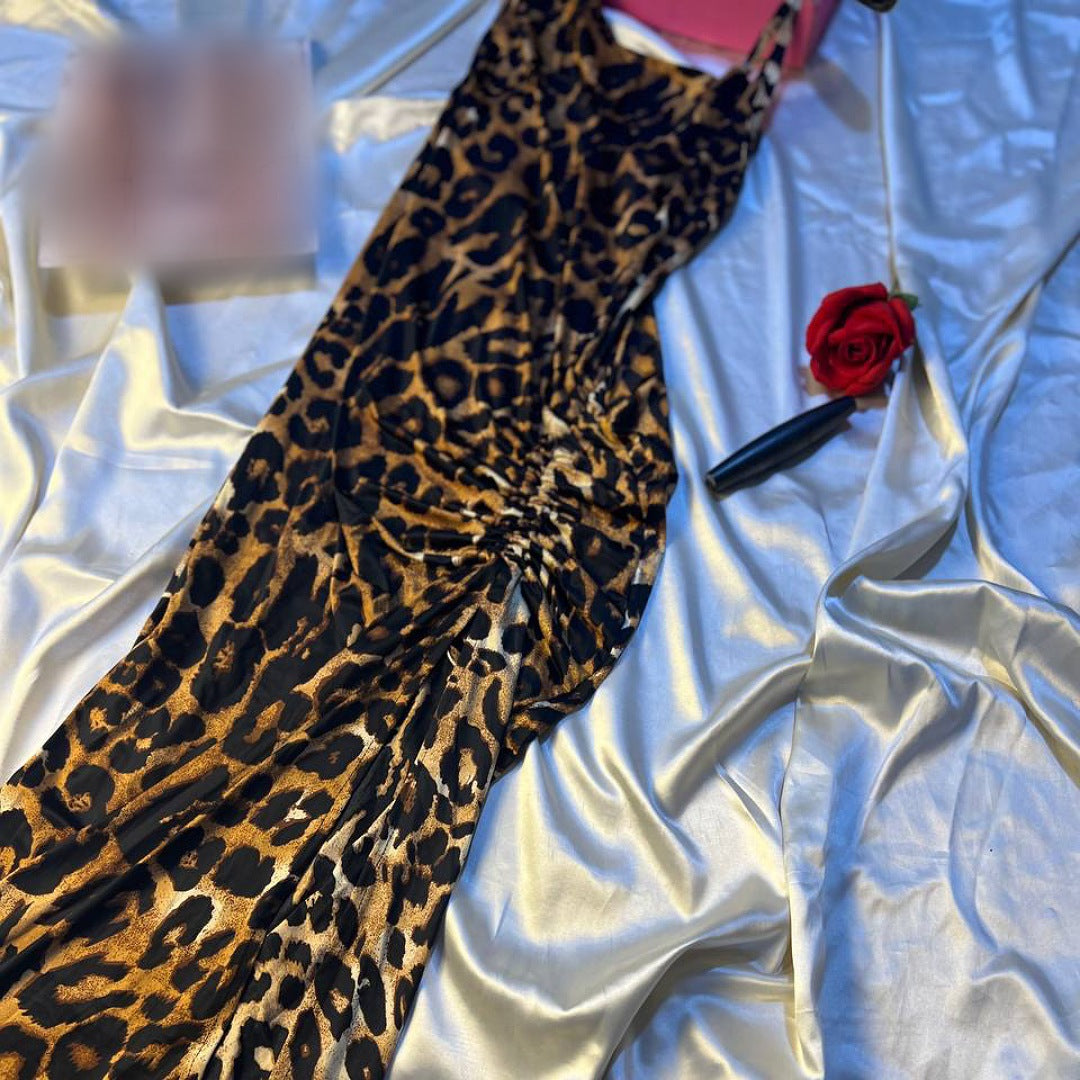 فستان سهرة بطبعة النمر